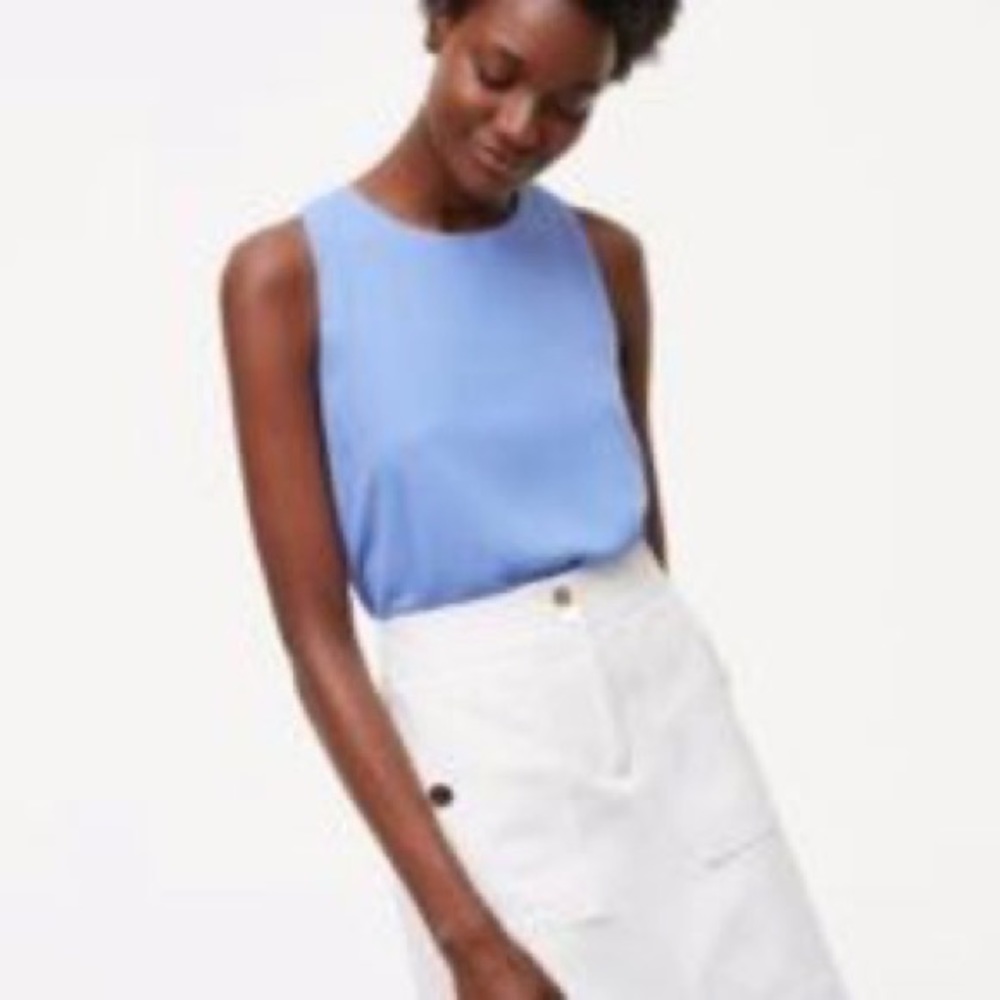 SOLDLoft Ballard Blue Ruffle Back Shell Petite SM - Picture 2 of 5